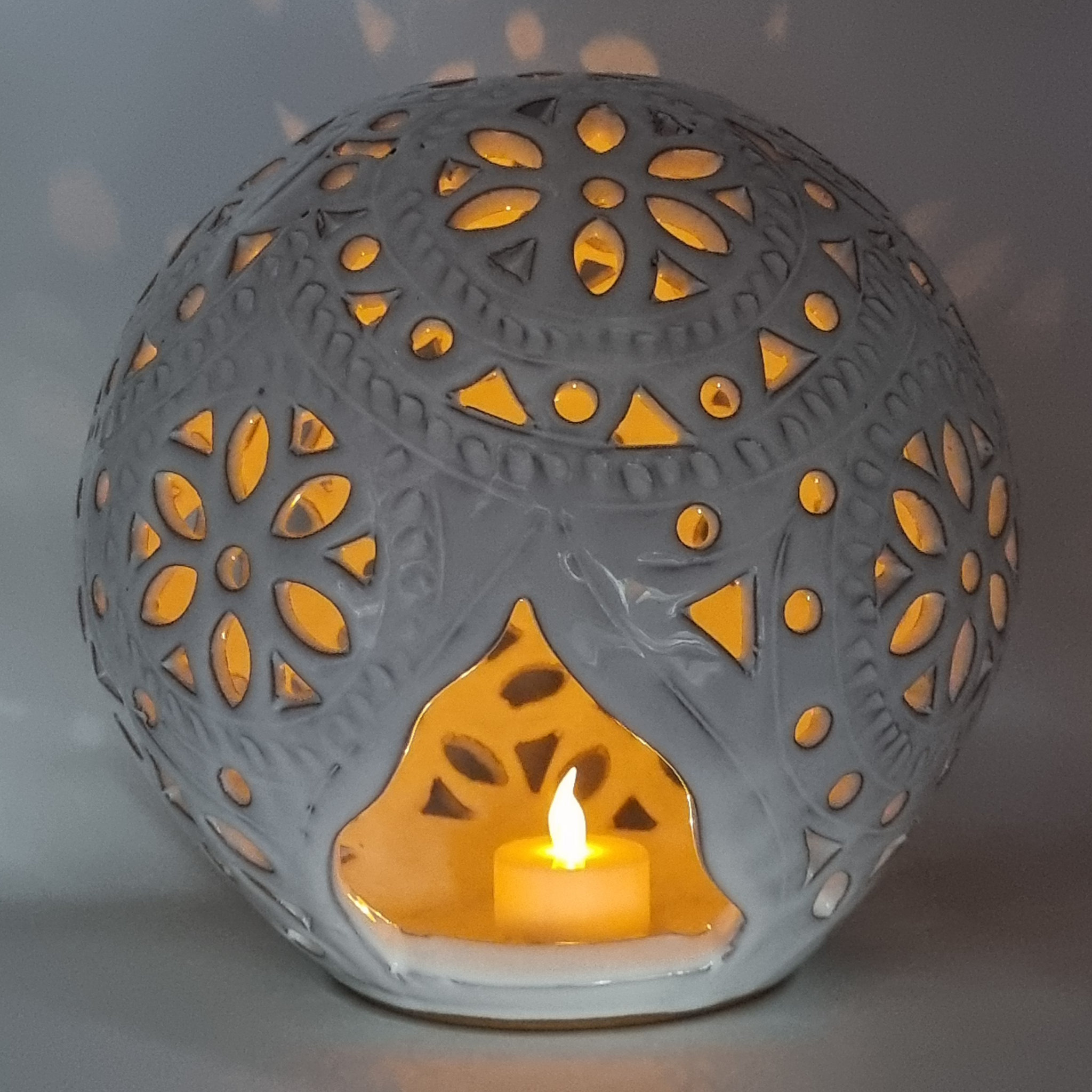 Ball Lantern