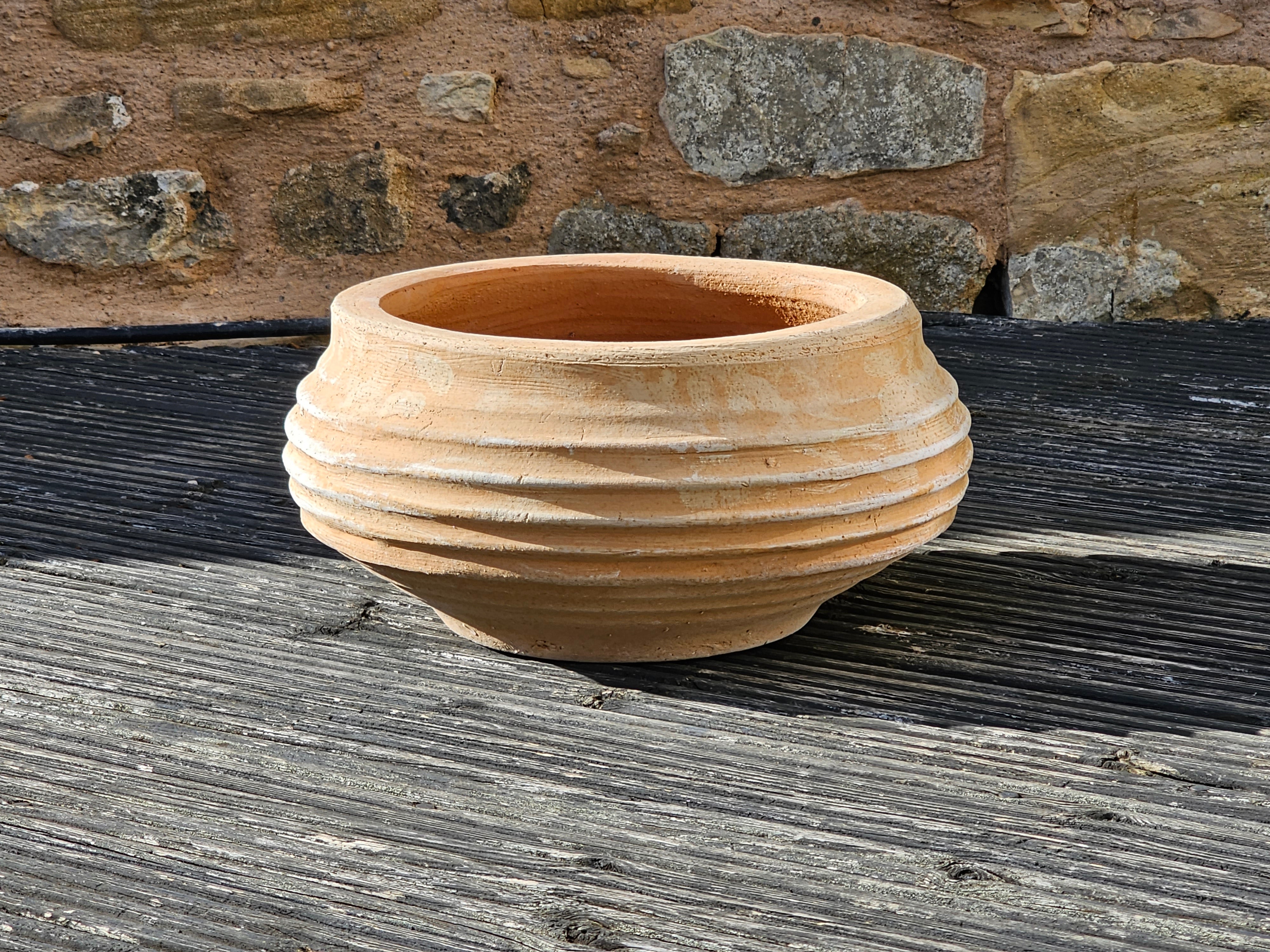 cretan terracotta pots